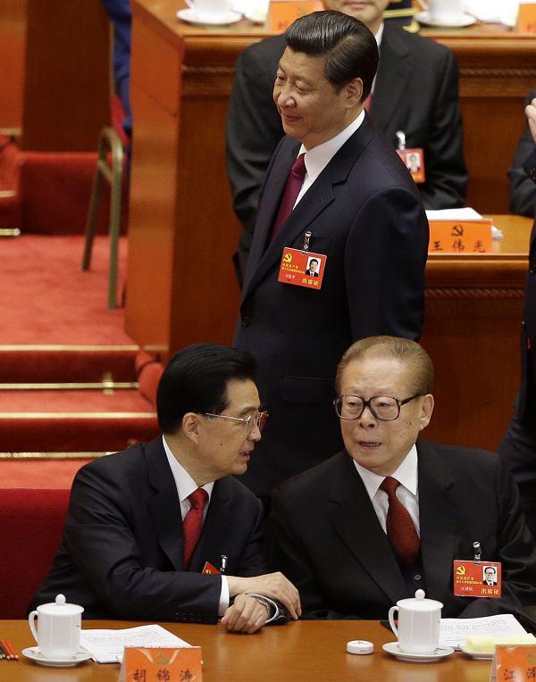 卸任前中共領導人江澤民、胡錦濤與現任中共領導人習近平。   圖：達志影像/路透社